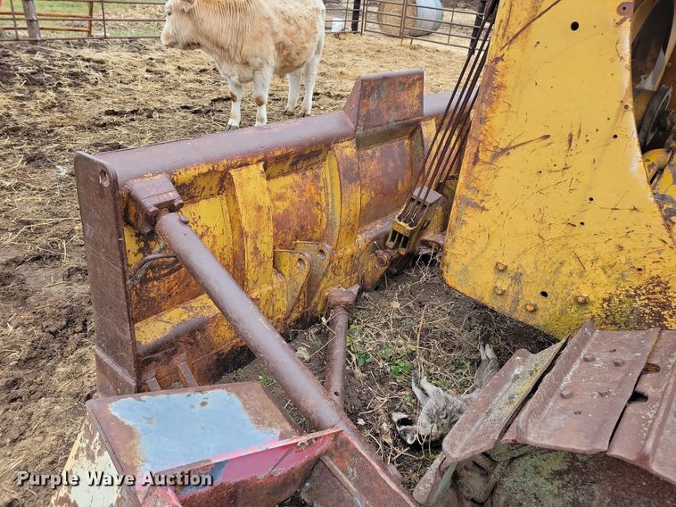 image for item DL7829 1958 Caterpillar D7C dozer