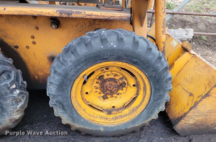 image for item DL7830 1982 Case 1816C skid steer loader