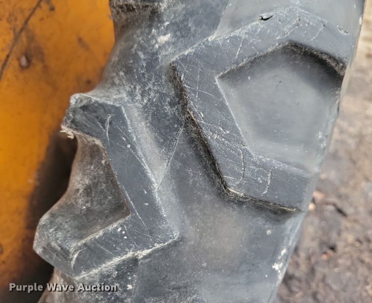 image for item DL7830 1982 Case 1816C skid steer loader