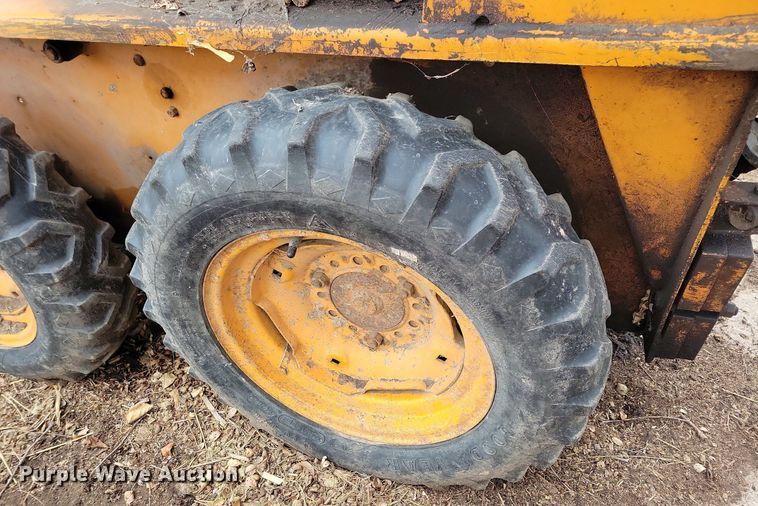 image for item DL7830 1982 Case 1816C skid steer loader