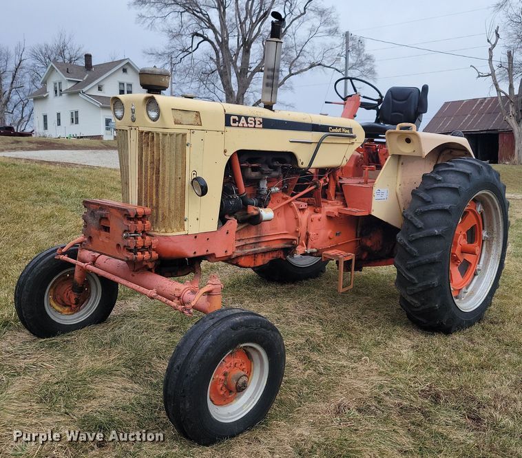 image for item DL7831 Case Comfort King 730 tractor