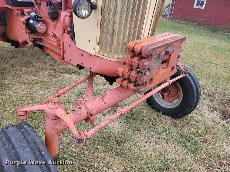 image for item DL7831 Case Comfort King 730 tractor