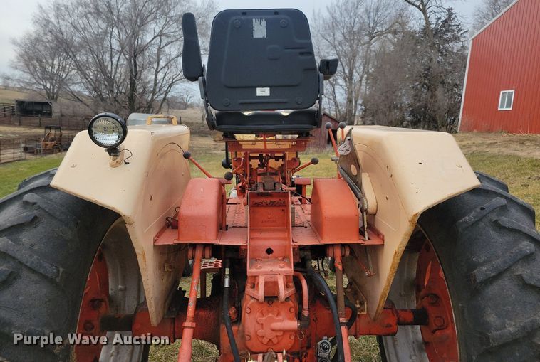 image for item DL7831 Case Comfort King 730 tractor