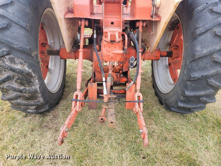 image for item DL7831 Case Comfort King 730 tractor