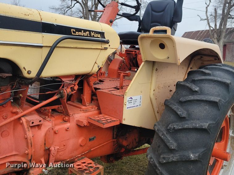 image for item DL7831 Case Comfort King 730 tractor