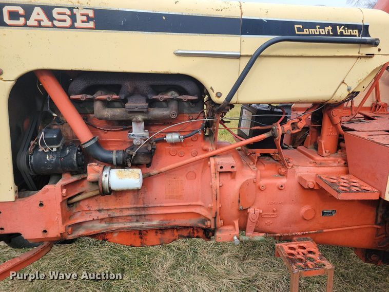 image for item DL7831 Case Comfort King 730 tractor