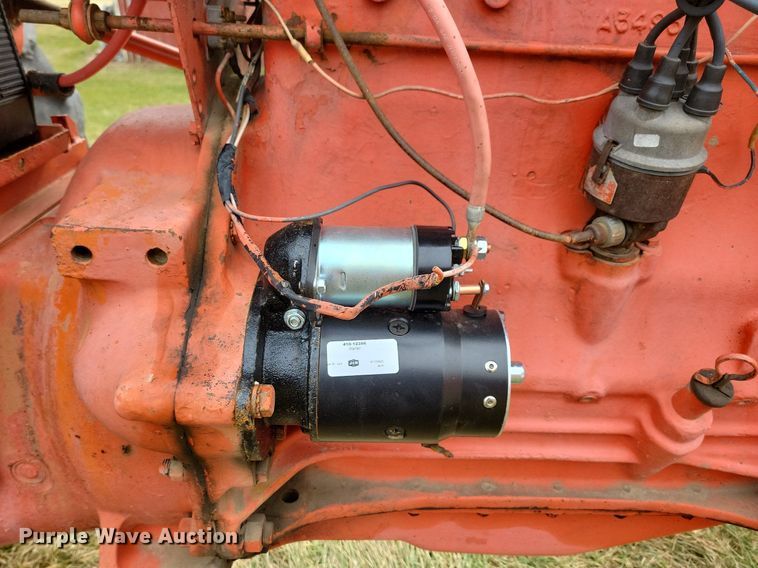 image for item DL7831 Case Comfort King 730 tractor