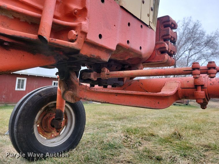 image for item DL7831 Case Comfort King 730 tractor