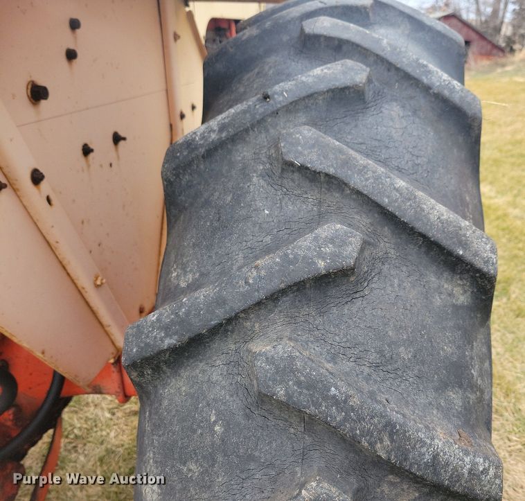 image for item DL7831 Case Comfort King 730 tractor