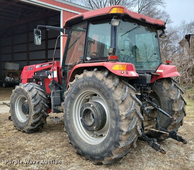 image for item DL7832 2012 Case Farmall 105U MFWD tractor