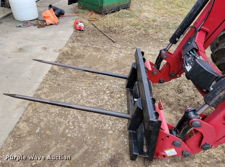 image for item DL7832 2012 Case Farmall 105U MFWD tractor