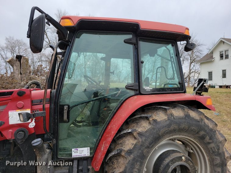 image for item DL7832 2012 Case Farmall 105U MFWD tractor