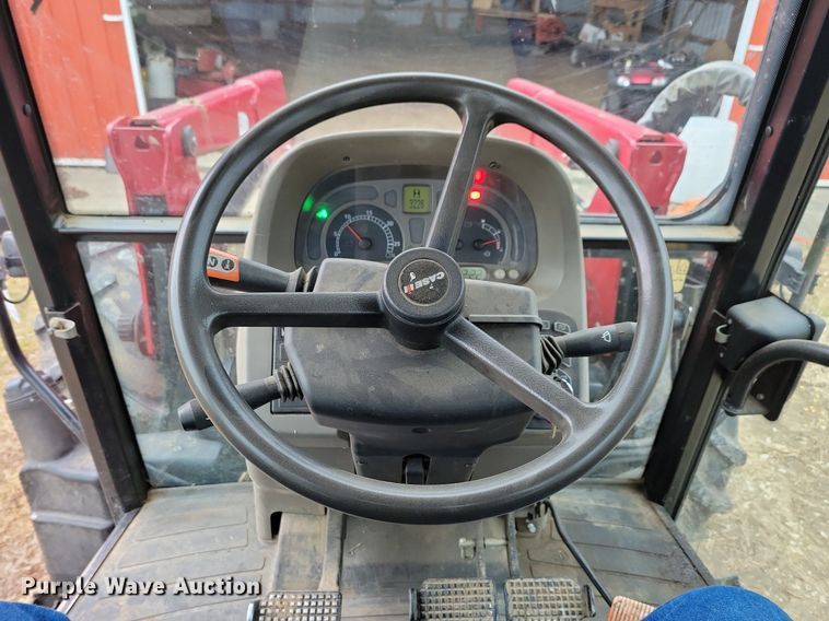 image for item DL7832 2012 Case Farmall 105U MFWD tractor