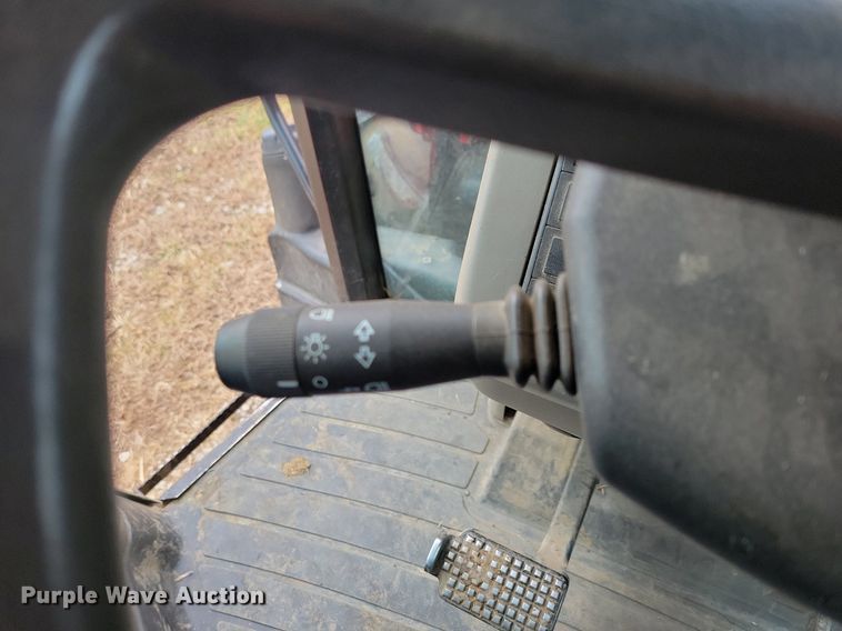 image for item DL7832 2012 Case Farmall 105U MFWD tractor