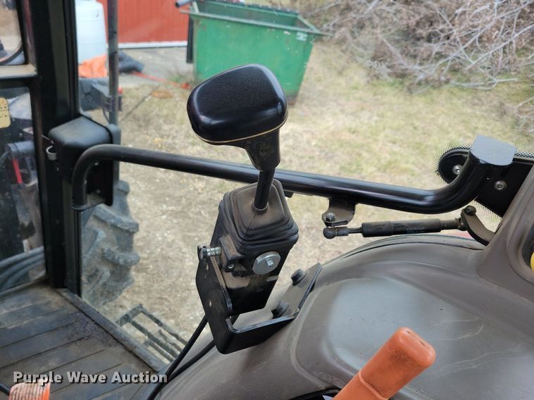 image for item DL7832 2012 Case Farmall 105U MFWD tractor