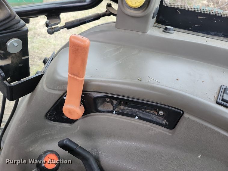 image for item DL7832 2012 Case Farmall 105U MFWD tractor