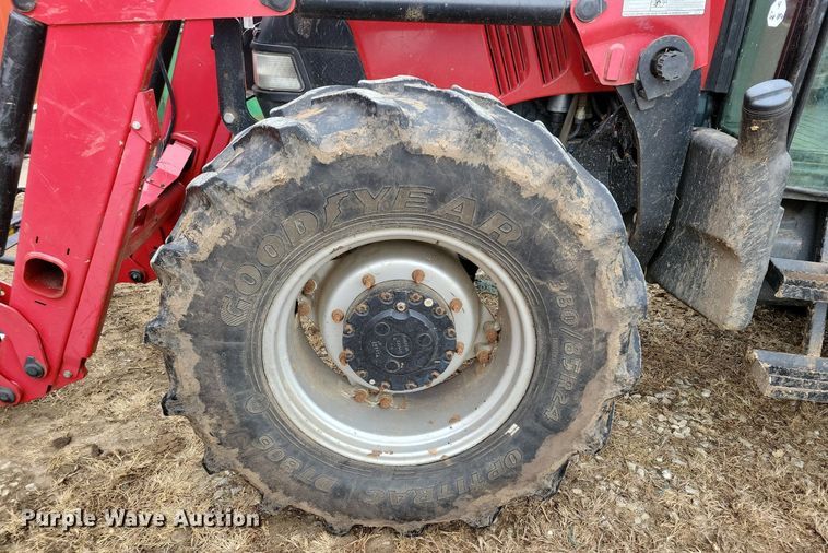 image for item DL7832 2012 Case Farmall 105U MFWD tractor