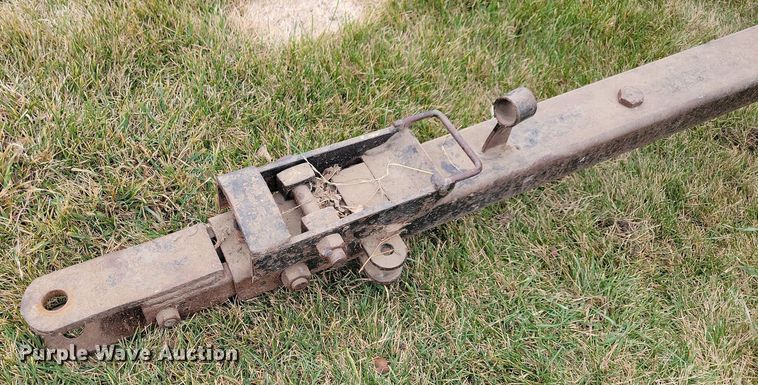 image for item DL7833 Parker 2500 gravity wagon