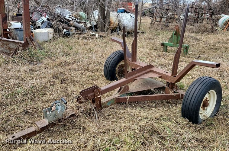 image for item DL7834 (2) hay bale movers