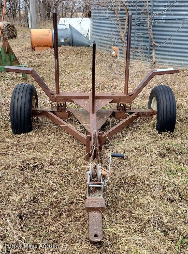 image for item DL7834 (2) hay bale movers