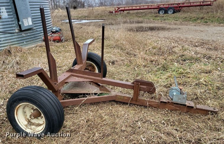 image for item DL7834 (2) hay bale movers