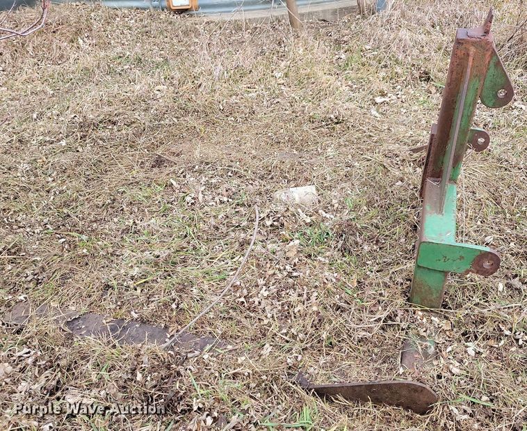 image for item DL7834 (2) hay bale movers