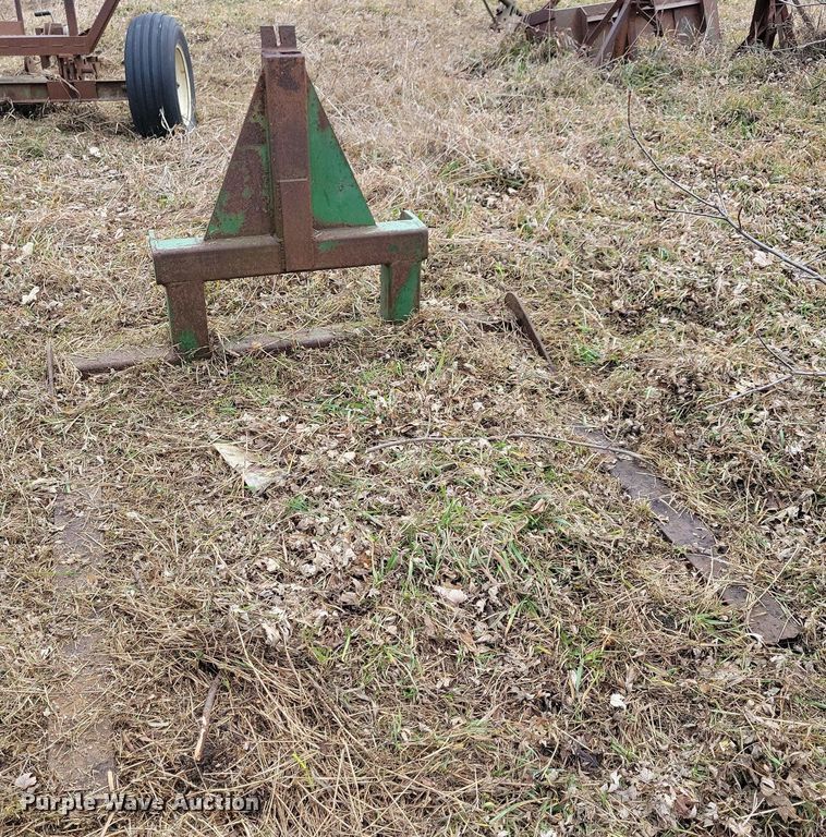 image for item DL7834 (2) hay bale movers