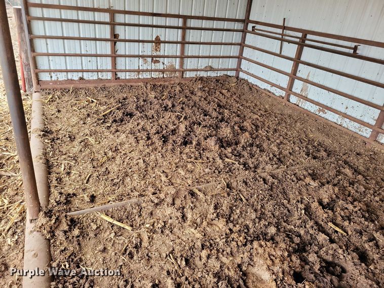 image for item DL7840 Farmers Lumber livestock shed