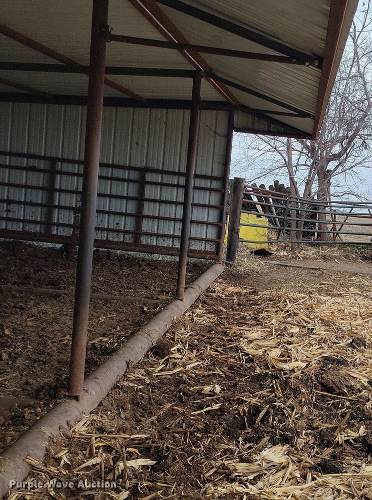 image for item DL7840 Farmers Lumber livestock shed