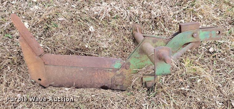 image for item DL7841 John Deere 22-01 ripper