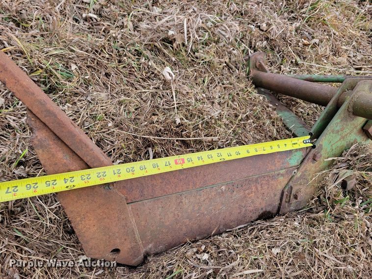 image for item DL7841 John Deere 22-01 ripper