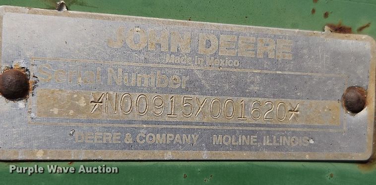 image for item DN7186 John Deere 915 V-ripper