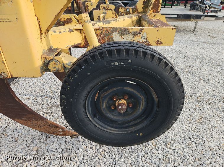 image for item DN7187 Big Ox  79 V-ripper