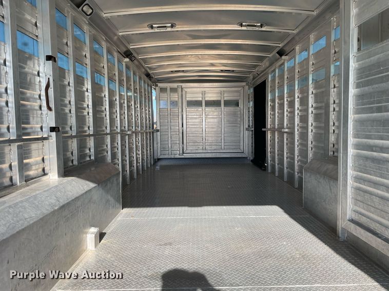 image for item DP0270 2009 Elite  livestock trailer