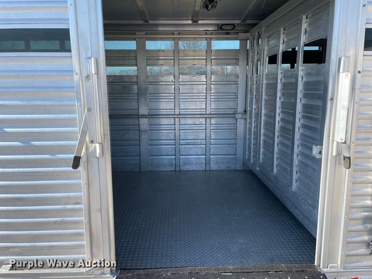 image for item DP0270 2009 Elite  livestock trailer