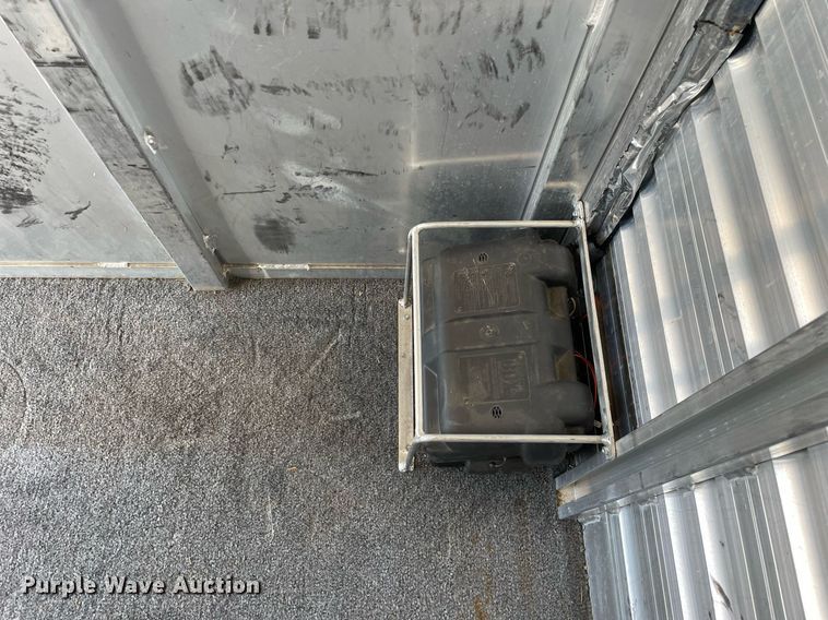 image for item DP0270 2009 Elite  livestock trailer