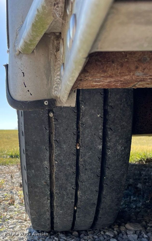 image for item DP0270 2009 Elite  livestock trailer