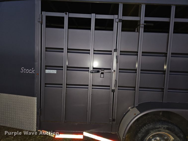image for item DR5976 2015 Travalong BHSTSTK16 livestock trailer