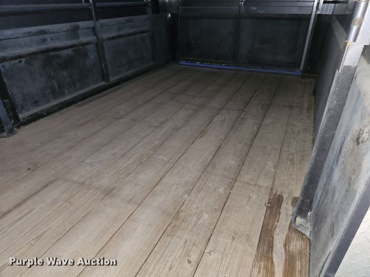 image for item DR5976 2015 Travalong BHSTSTK16 livestock trailer