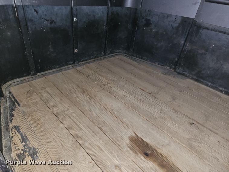 image for item DR5976 2015 Travalong BHSTSTK16 livestock trailer