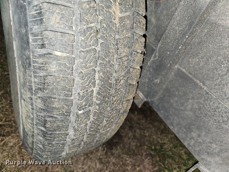 image for item DR5976 2015 Travalong BHSTSTK16 livestock trailer