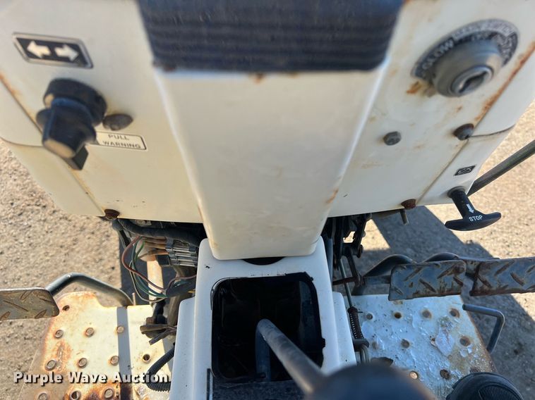 image for item KV9936 Bolens G212 tractor