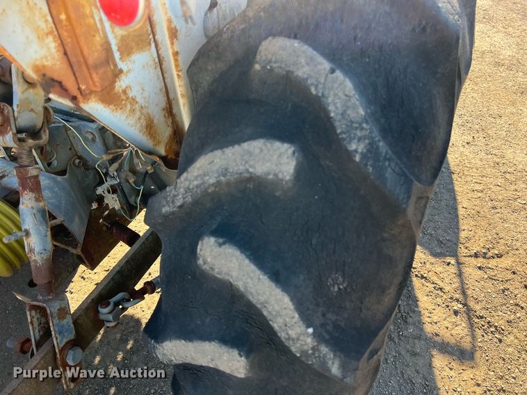 image for item KV9936 Bolens G212 tractor