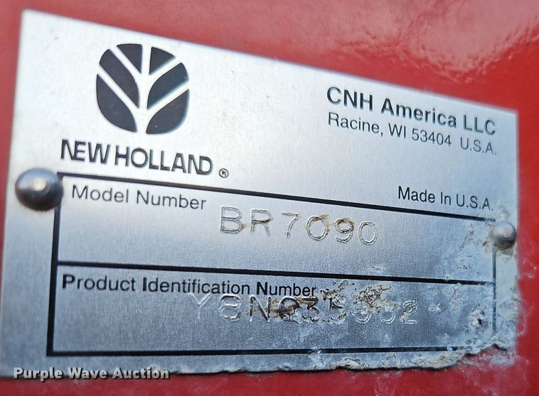 image for item LB9713 2008 New Holland BR7090 round baler