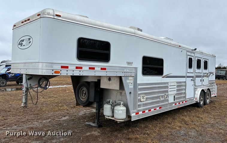image for item LK9743 2008 4 Star Trailers horse trailer