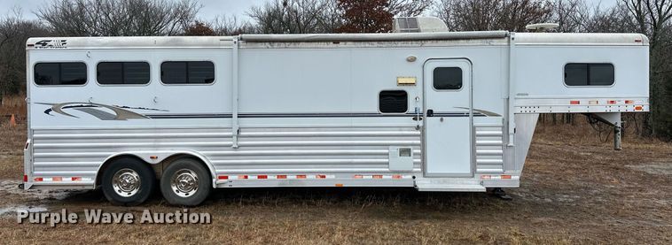 image for item LK9743 2008 4 Star Trailers horse trailer