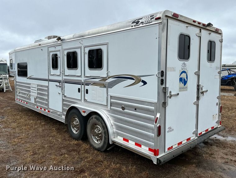 image for item LK9743 2008 4 Star Trailers horse trailer