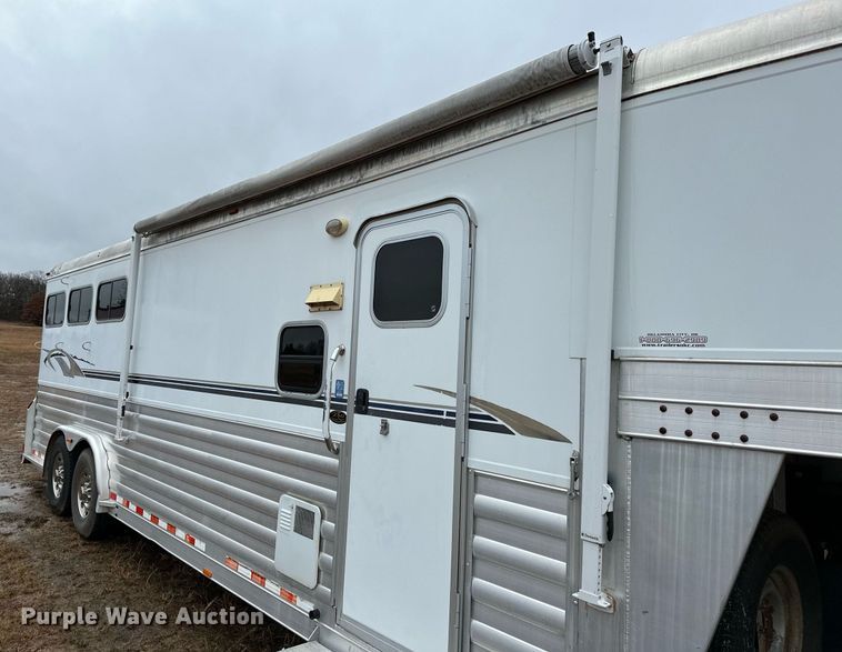 image for item LK9743 2008 4 Star Trailers horse trailer