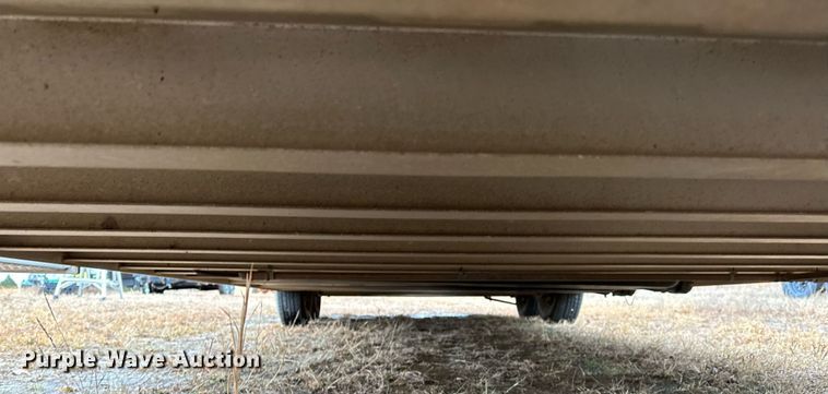 image for item LK9743 2008 4 Star Trailers horse trailer