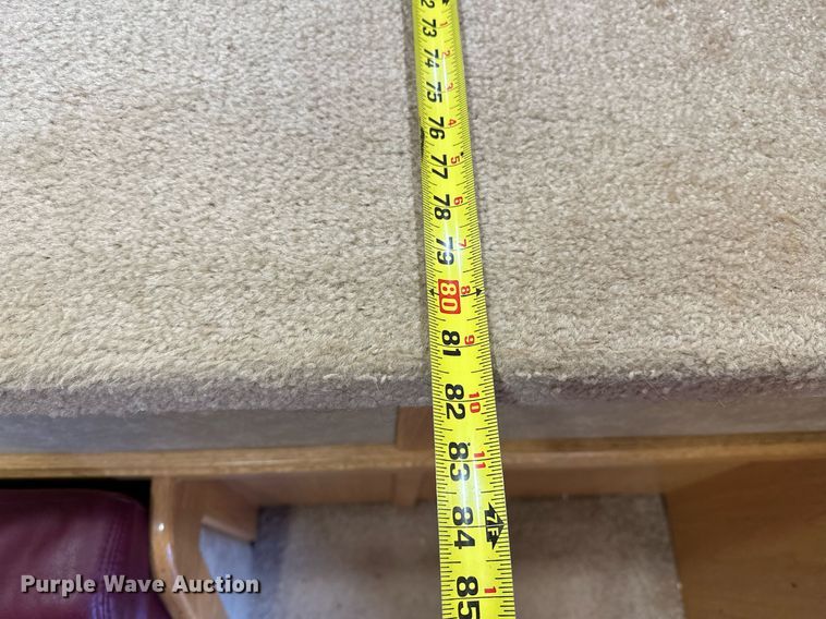 image for item LK9743 2008 4 Star Trailers horse trailer